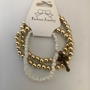 🆕 Boutique Gold White Beaded Stretch Bracelet Set with Cross Charm